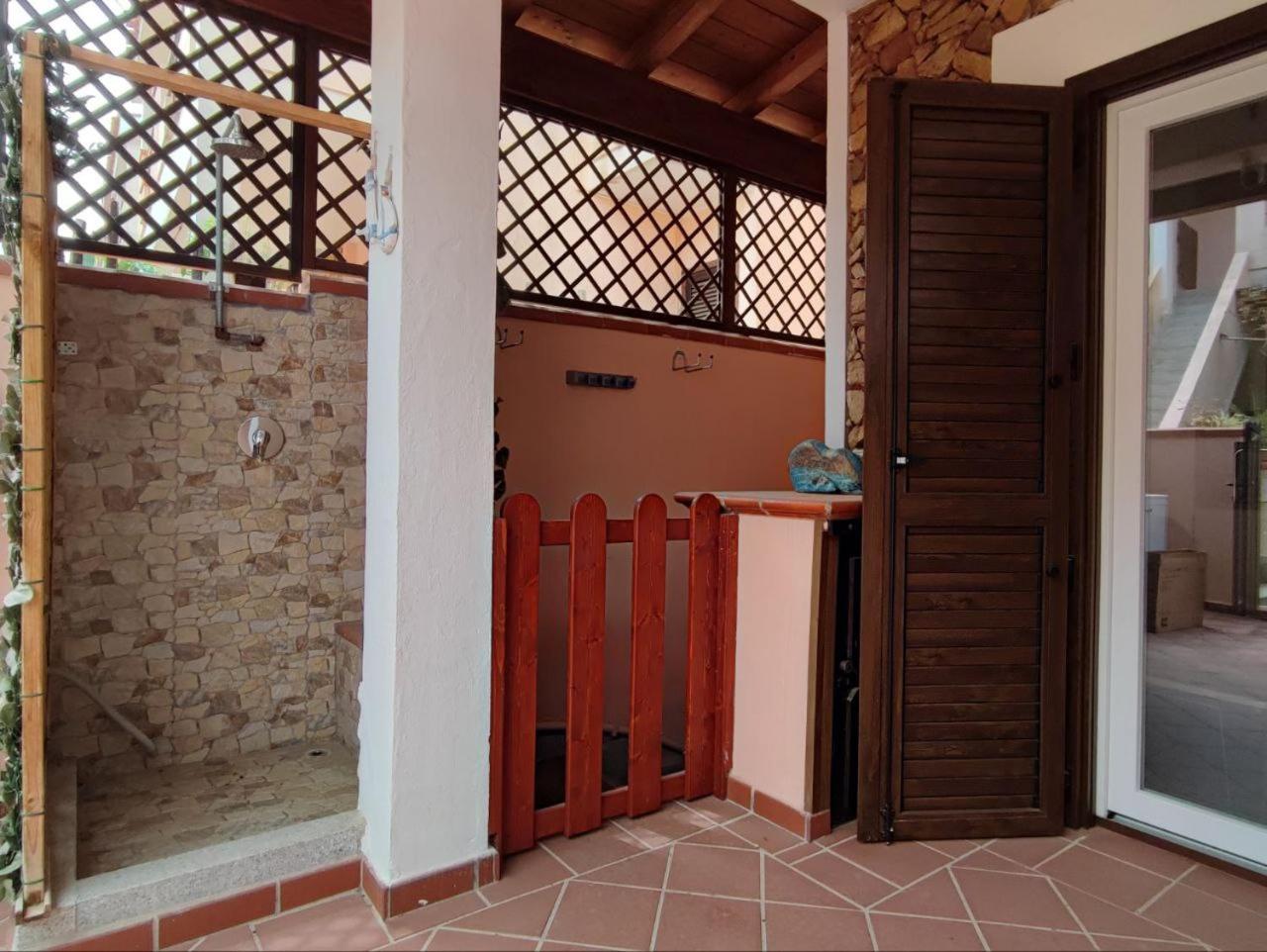 Casa Vittoria Villa Виласимиус Екстериор снимка